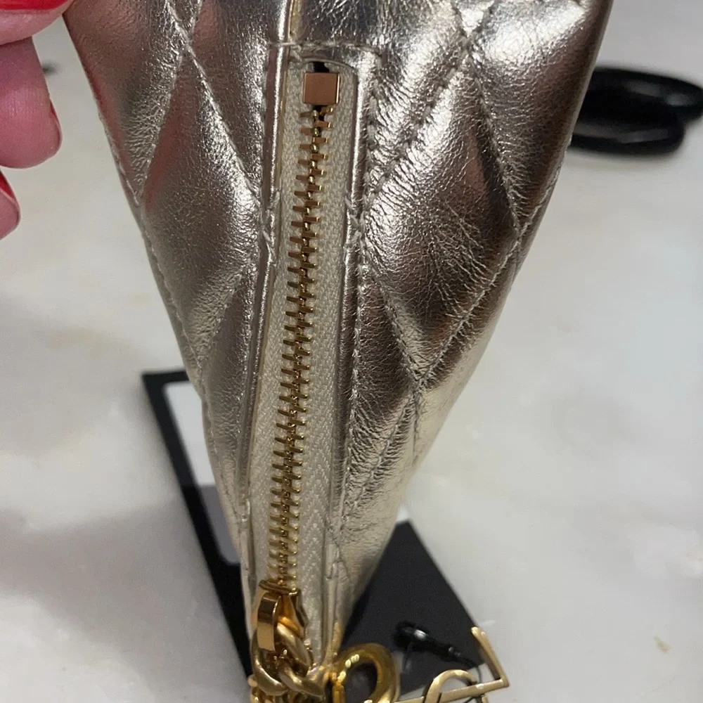 New SL quilted leather coin/key chain - Picture 9 of 13